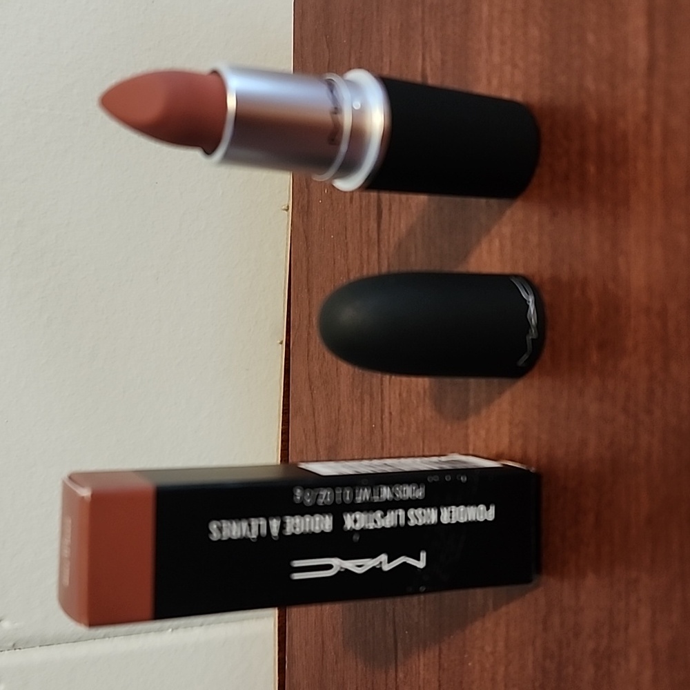 MAC Powder Kiss Lipstick - Mull It Over